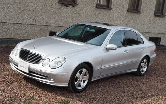 śląskie Mercedes-Benz Klasa E cena 41900 przebieg: 118886, rok produkcji 2002 z Mirsk